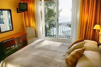 호텔 La Riserva Di Castel D'appio- Charme & Relax 3*