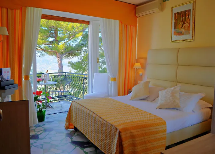 La Riserva Di Castel D'appio- Charme & Relax 3* Ventimiglia