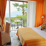 Hotel La Riserva Di Castel D'appio- Charme & Relax 3*