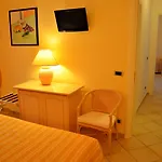 Отель La Riserva Di Castel D'appio- Charme & Relax