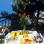 La Riserva Di Castel D'appio- Charme & Relax 3* Вентимилья