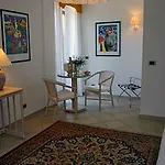 La Riserva Di Castel D'appio- Charme & Relax 3* Вентимилья