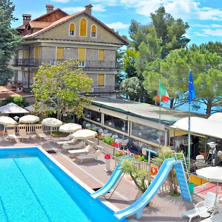 La Riserva Di Castel D'appio- Charme & Relax 3* Ventimiglia