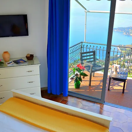 La Riserva Di Castel D'appio- Charme & Relax فندق