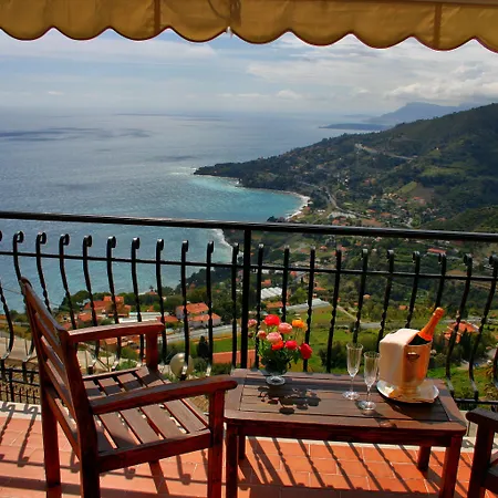 La Riserva Di Castel D'appio- Charme & Relax Hotell 3*