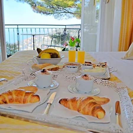 La Riserva Di Castel D'appio- Charme & Relax فندق 3*