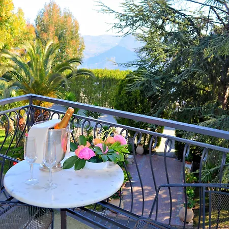 La Riserva Di Castel D'appio- Charme & Relax فندق فنتيميليا