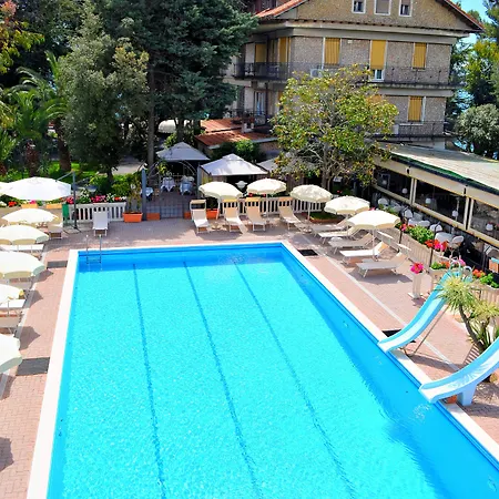 La Riserva Di Castel D'appio- Charme & Relax 3*