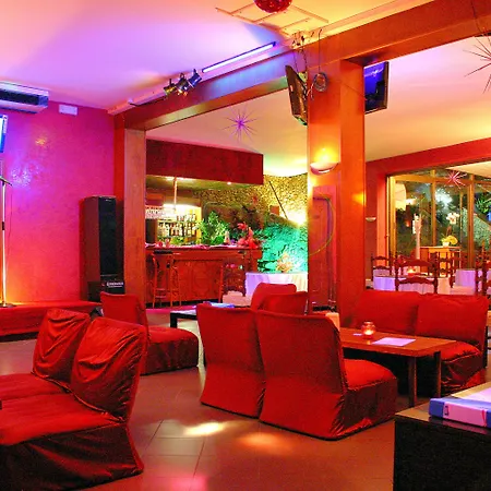 La Riserva Di Castel D'appio- Charme & Relax فنتيميليا