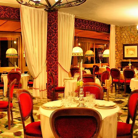 Hotell La Riserva Di Castel D'appio- Charme & Relax 3*