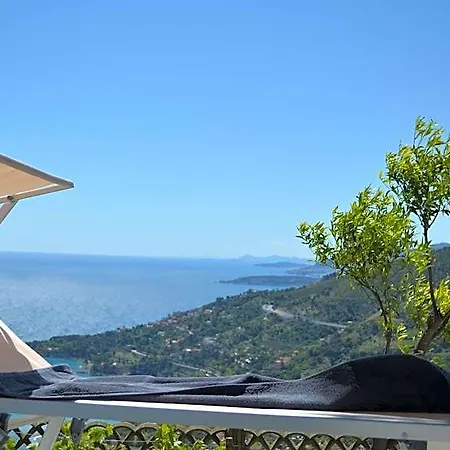 La Riserva Di Castel D'appio- Charme & Relax