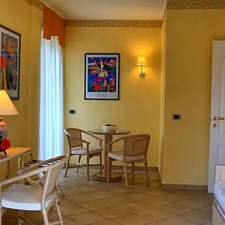 La Riserva Di Castel D'appio- Charme & Relax Ξενοδοχείο 3*
