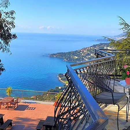 La Riserva Di Castel D'appio- Charme & Relax Ξενοδοχείο 3*