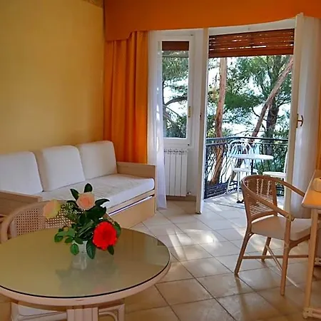 La Riserva Di Castel D'appio- Charme & Relax 3*