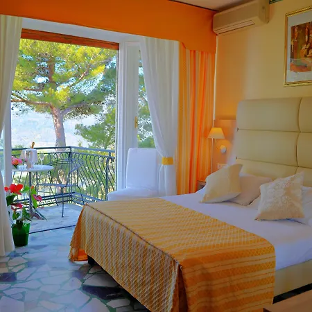Hotel La Riserva Di Castel D'appio- Charme & Relax 3*