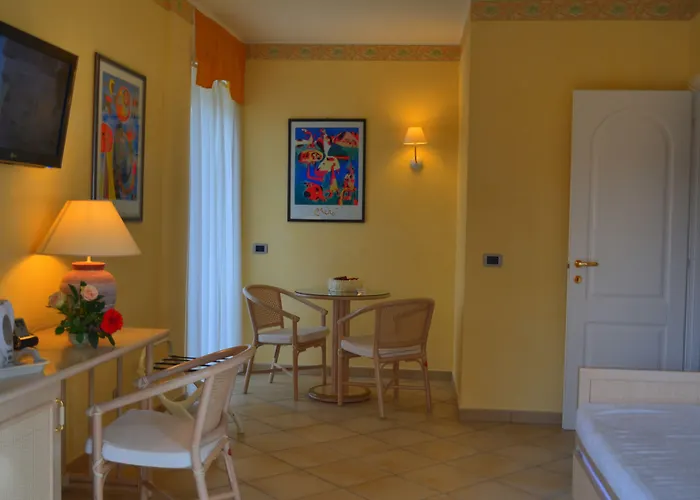 La Riserva Di Castel D'appio- Charme & Relax Hotel 3*