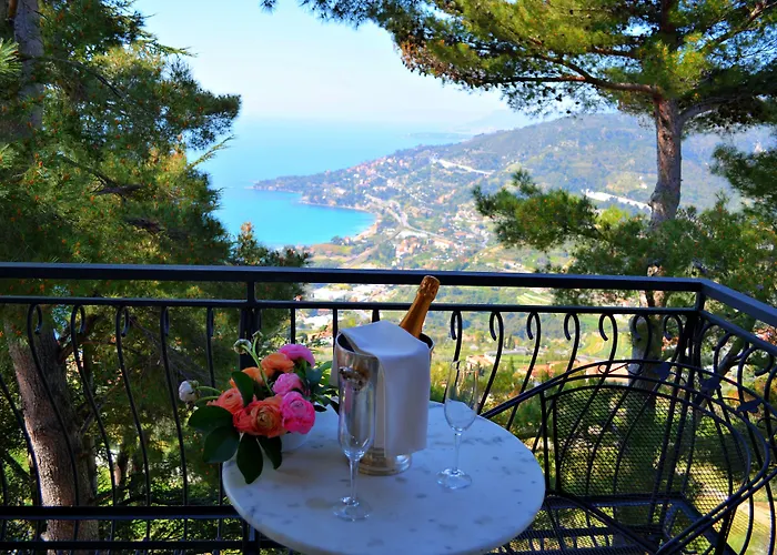 La Riserva Di Castel D'appio- Charme & Relax Hotel