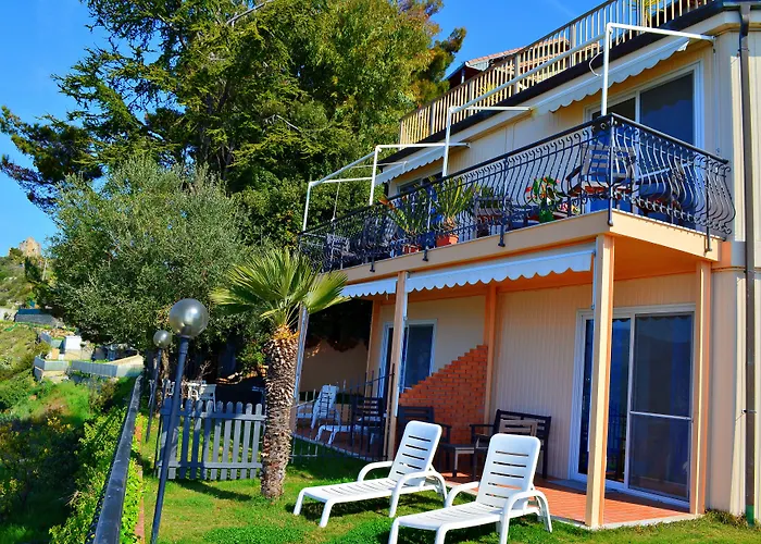 La Riserva Di Castel D'appio- Charme & Relax 3* ונטימיגליה